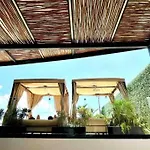 The Shore - Luxury Condo